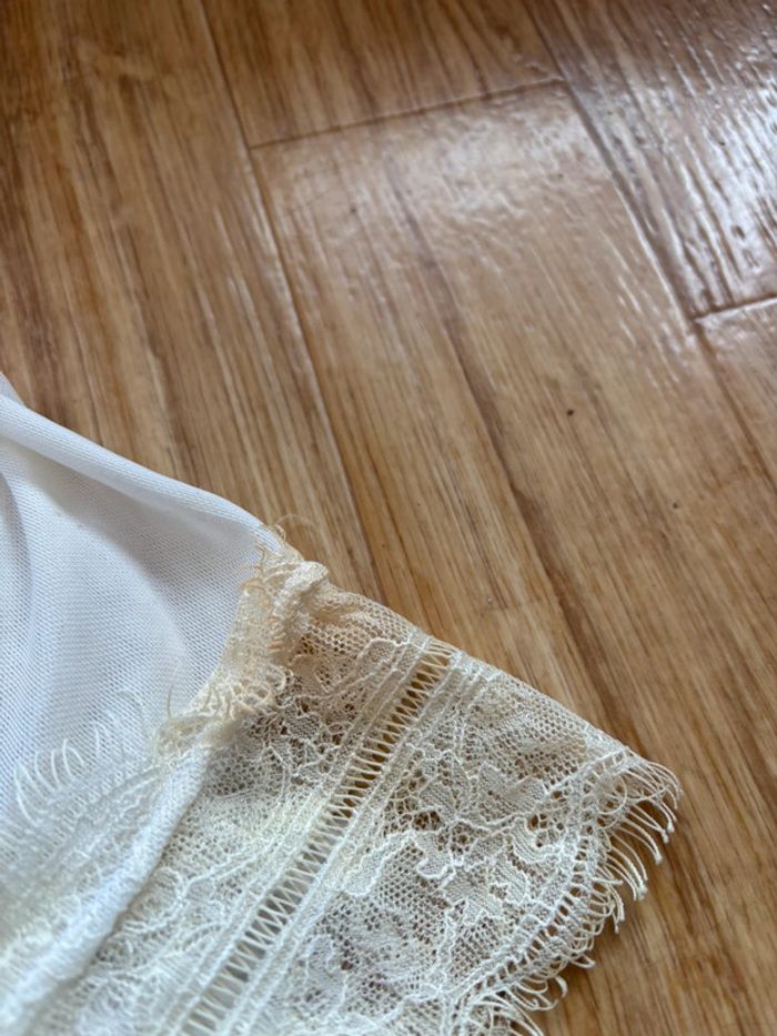 Tee shirt long blush blanc crème dentelle col rond 00s y2k taille M/38 - photo numéro 5