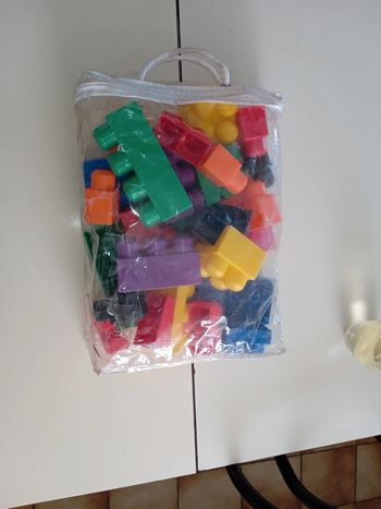 Lot 38 briques Mega Blocks