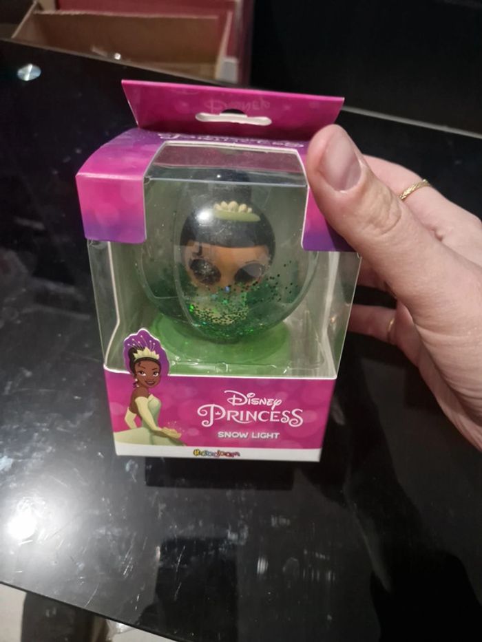 Snow Light disney princesse