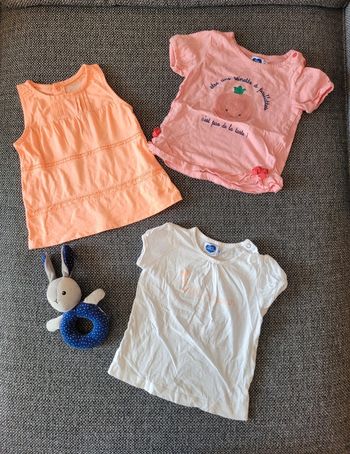 Lot 3 t-shirts fille 24 mois