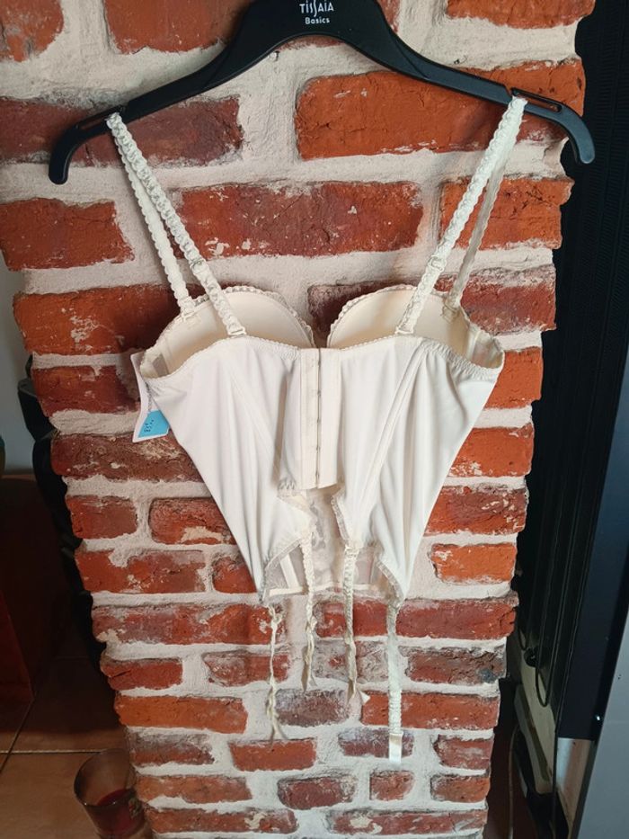 Guêpière taille 75b 75c 70c - photo numéro 2