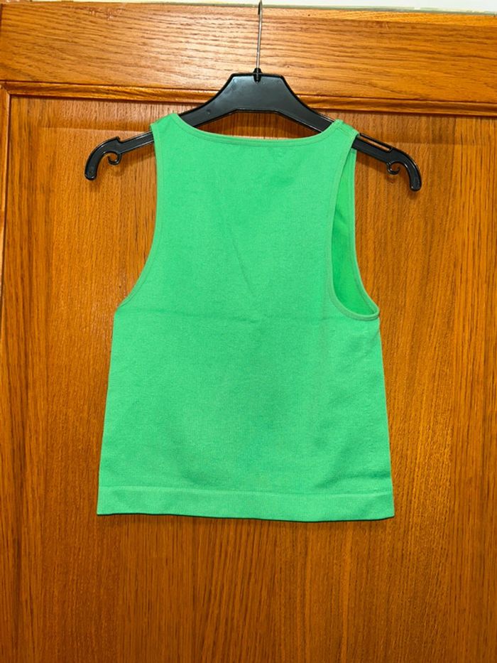 Débardeur vert - photo numéro 3