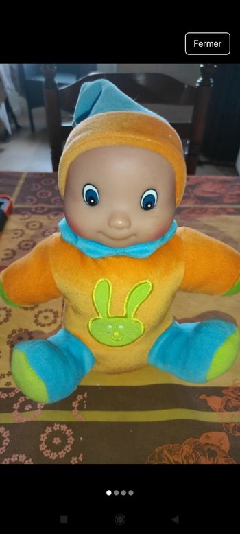 Peluche poupée j41