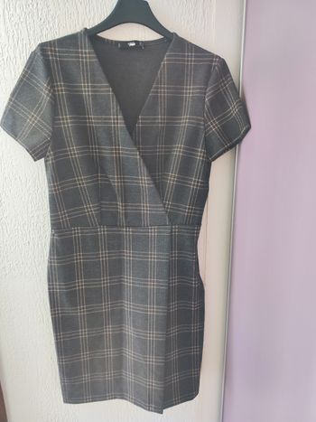 Robe manches courtes