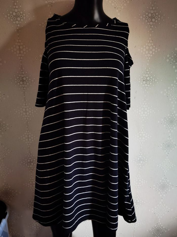 D2718 - robe taille XS - photo numéro 3