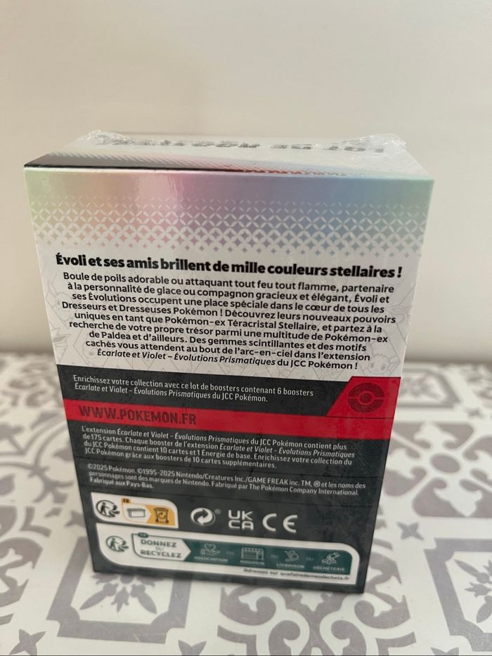 Bundle Pokémon 8.5 Évolutions Prismatiques - photo numéro 3