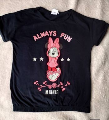 Tee shirt Disney Taille 8 ans 