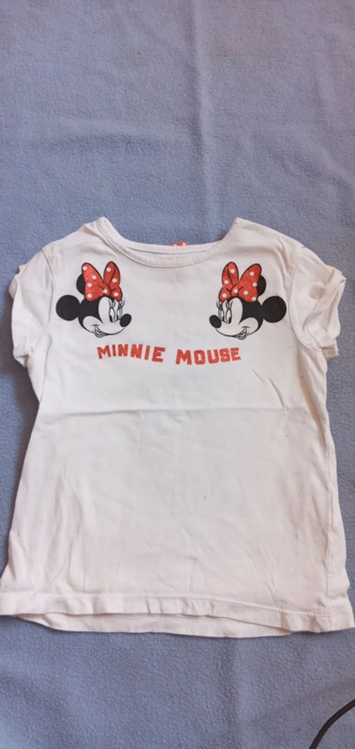 Lot de 2 tee-shirts Disney Minnie taille 2 ans - photo numéro 3