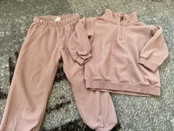 Lots 3 ensemble taille 18-24 mois