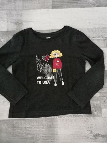 Sweat manches longues T 6 ans 👧🏻