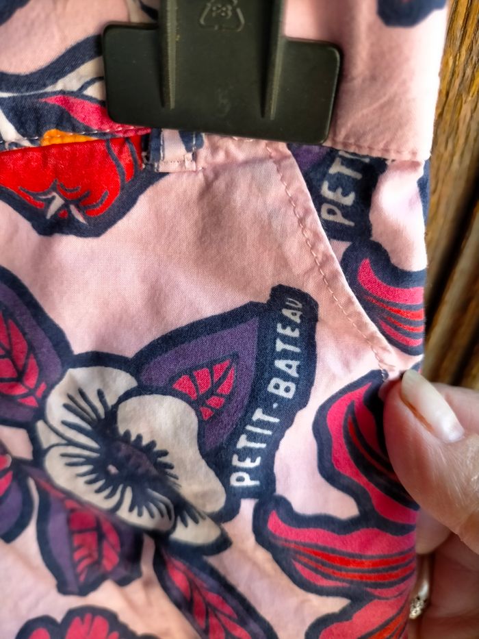 Très joli short Petit bateau 4 ans - photo numéro 3