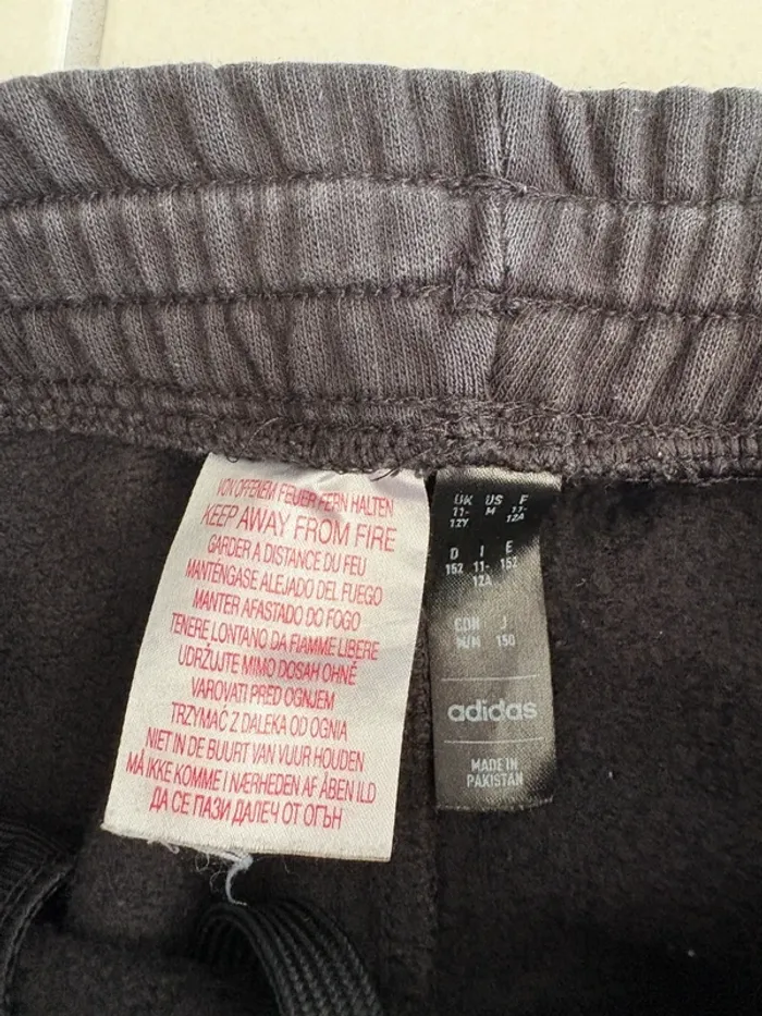 Pantalon Adidas 11-12 ans - photo numéro 3