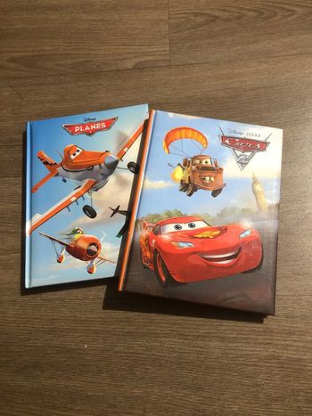 Livres Disney neuf cars et planes
