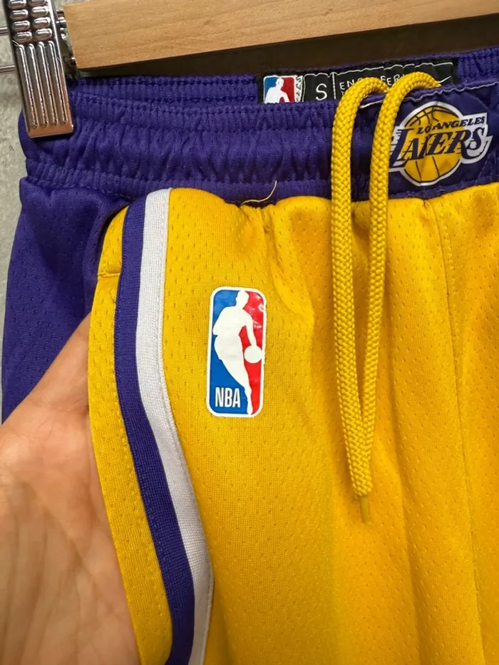 Ensemble enfant maillot de basket Lakers NBA taille S - photo numéro 12