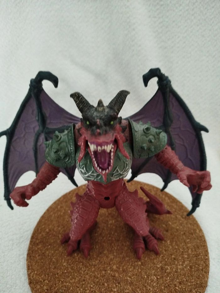 Chap mei dark knight dragon gargouille - photo numéro 2