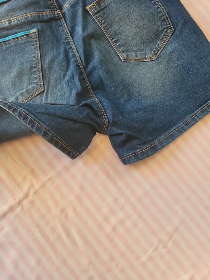 Short jean taille 36 - photo numéro 4
