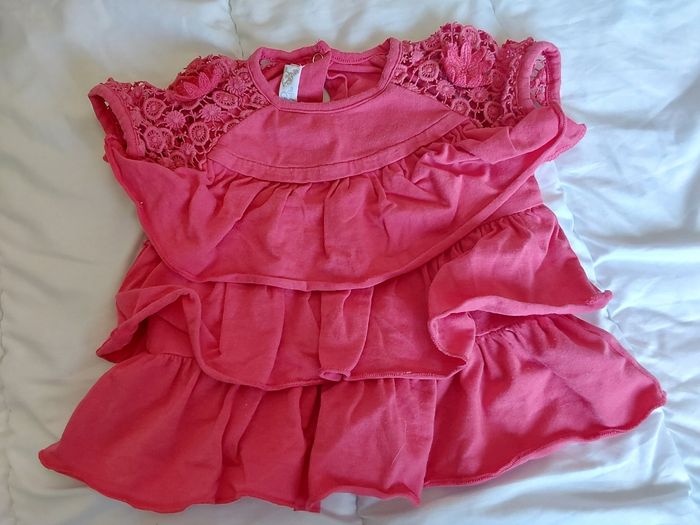 Tee-shirt bébé fille taille 9mois