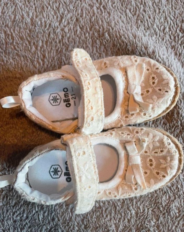 chaussures bébé fille Gémo, pointure 21 - style dentelle & espadrille - photo numéro 3