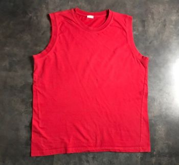 T-shirt rouge sans manche L