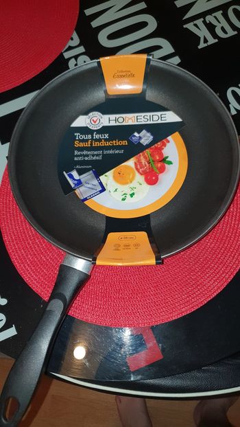 Poele Homeside, neuve, jamais utilisée