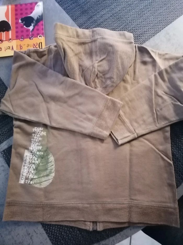 Gilet Kiabi 10ans tbe - photo numéro 3