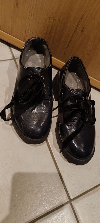 Chaussures vernies 31