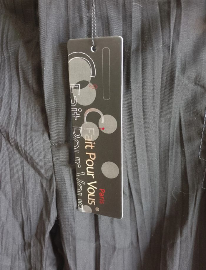 Très joli pantalon femme neuf - photo numéro 5