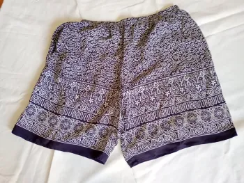 Short 100%viscose avec poches 46/48 bleu