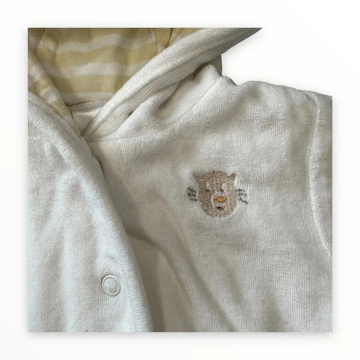 "Ensemble velours C&A nouveau né TBE (5€) " - photo numéro 3