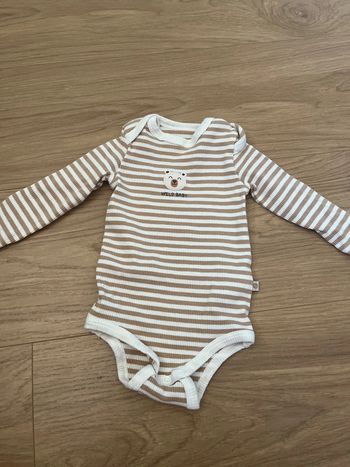 Bodies taille 3-6 mois