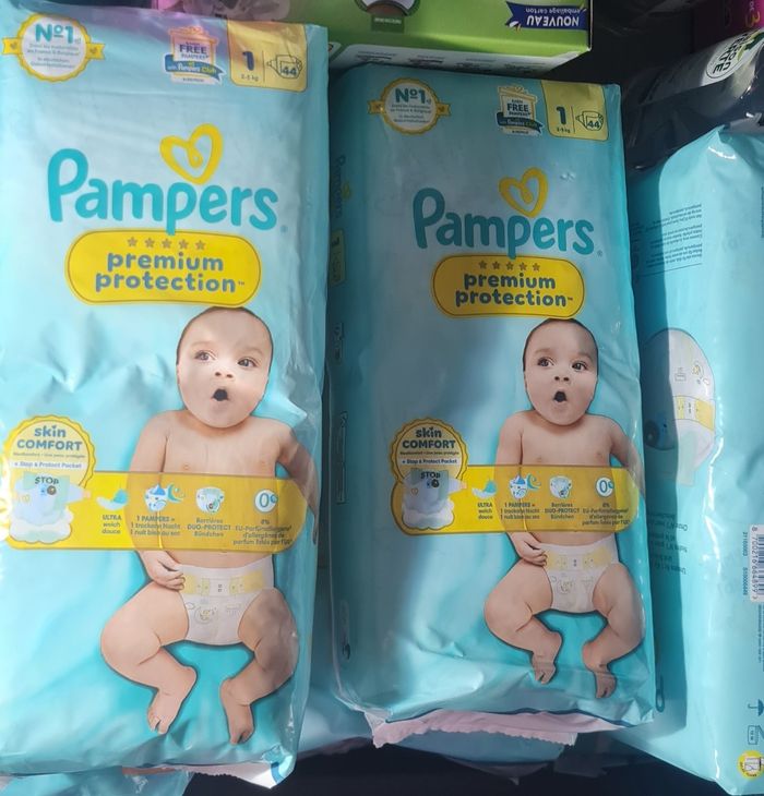 Couches taille 1 pampers premium protection