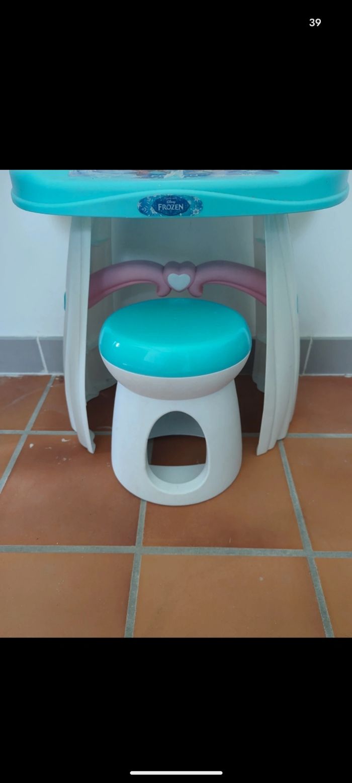 Coiffeuse reine des neiges - photo numéro 5