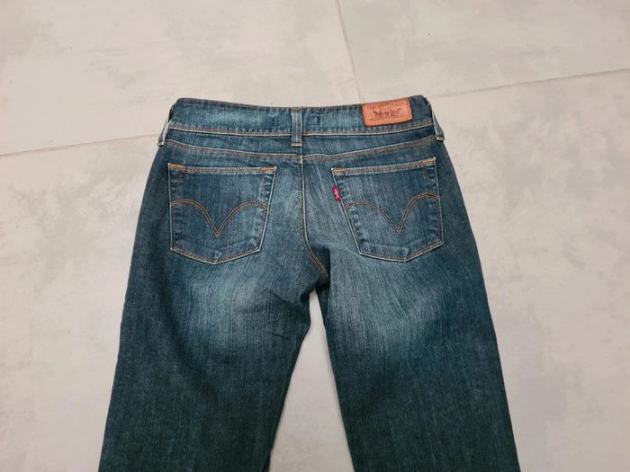 Jean 571 levi's w28 L32 en excellent état - photo numéro 9