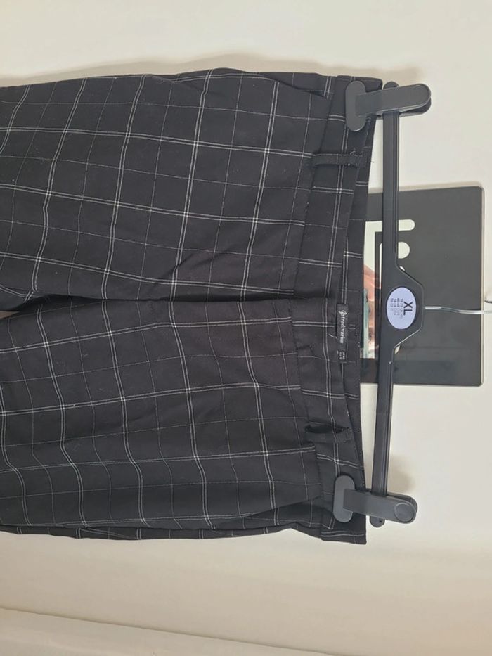Pantalon pince a carreaux - photo numéro 2