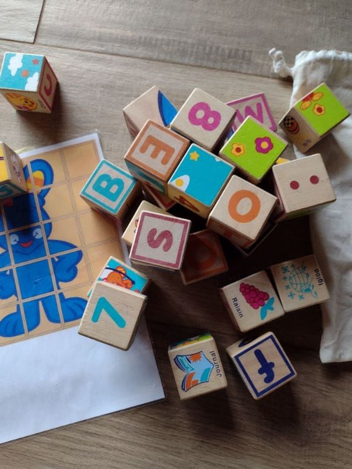 Cube en bois TILAPIN