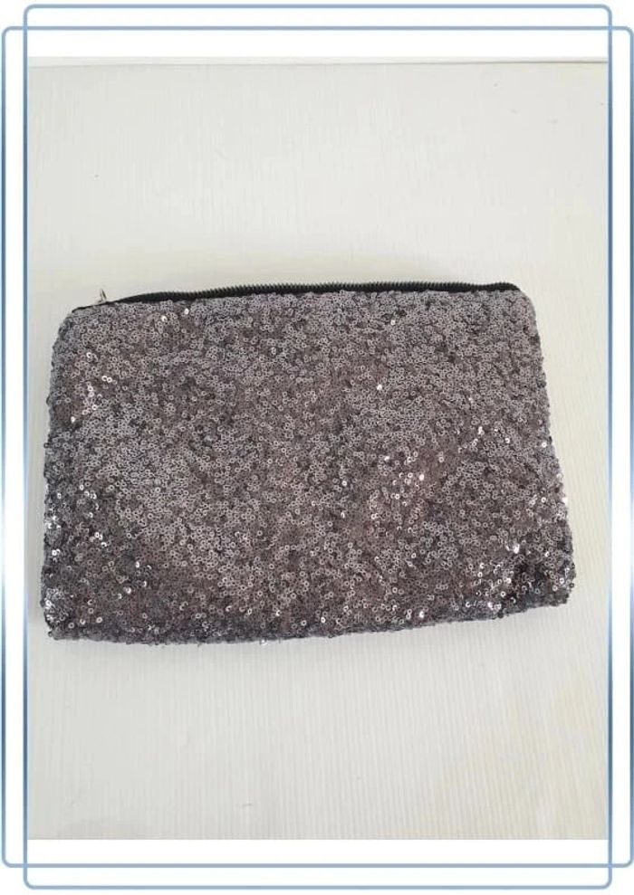 Pochette vimoda argenté, très bon état - photo numéro 2