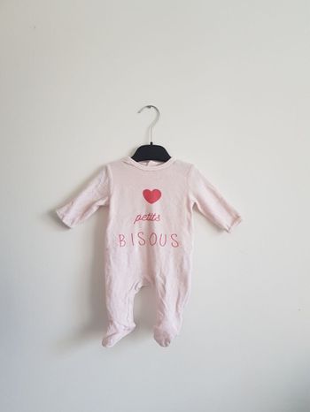 Pyjama en velours taille 1 mois