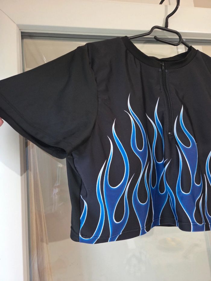 Haut maillot t-shirt - photo numéro 2