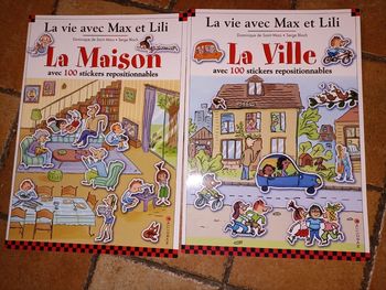 Lot deux livrets activités max et lili