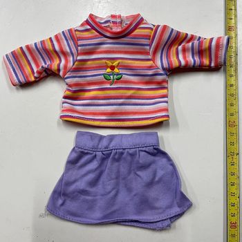 Jolie tenue pour poupée