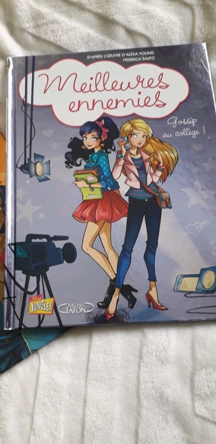 Lot 3 BD Meilleures Ennemies - photo numéro 3