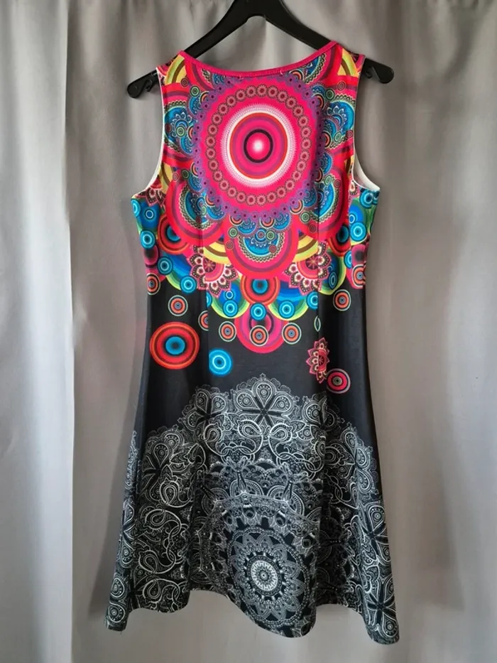 Robe courte femme - photo numéro 4