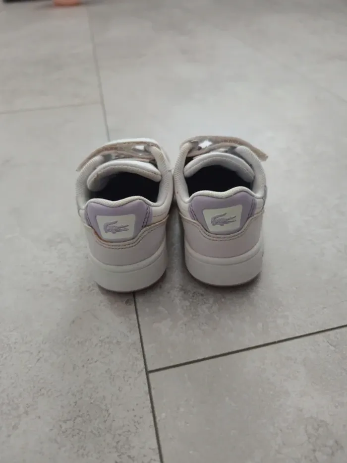 Basket Lacoste fille t22 - photo numéro 6