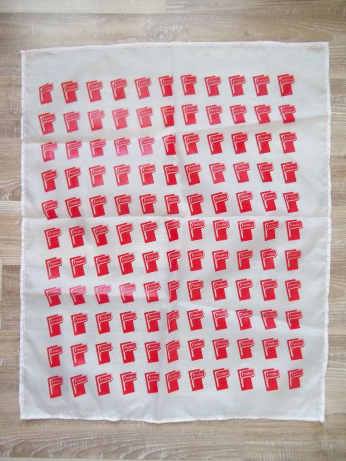 Petit foulard Findus