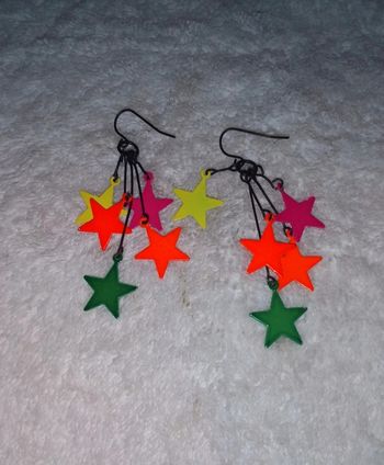 Boucles d'oreilles étoiles pendante