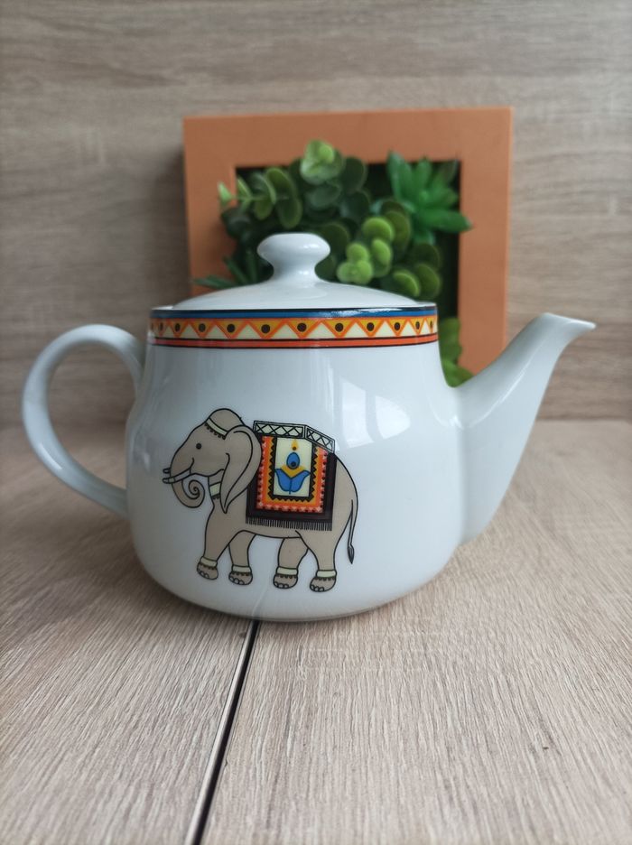 Théière motif éléphant - photo numéro 2