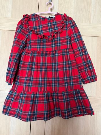 Robe à carreaux rouge Primark t.4-5ans