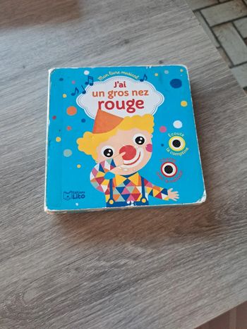 Livre musical j'ai un gros nez rouge