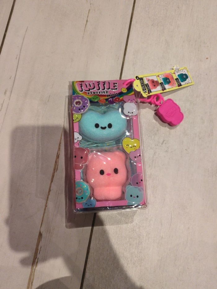 Coffret figurine fluffie stuffiez minis