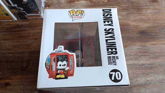 Funko pop Disney Skyliner 70 - photo numéro 2